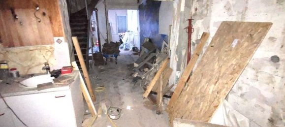 Casa de 4 dormitorios en Henin-Beaumont, France No. 221575 3