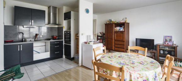 2 bedrooms Apartment in Veigne, France No. 90176 2