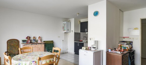 2 bedrooms Apartment in Veigne, France No. 90176 3