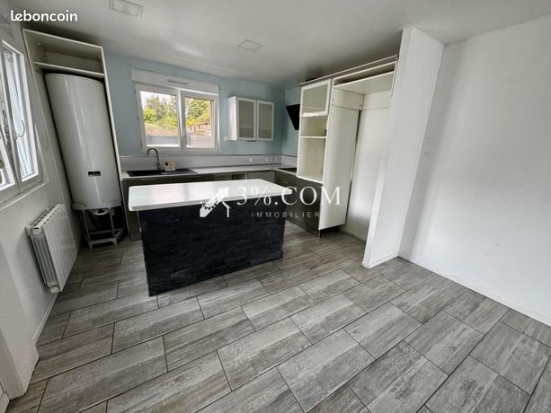 2 bedrooms House in Harnes, France No. 311054