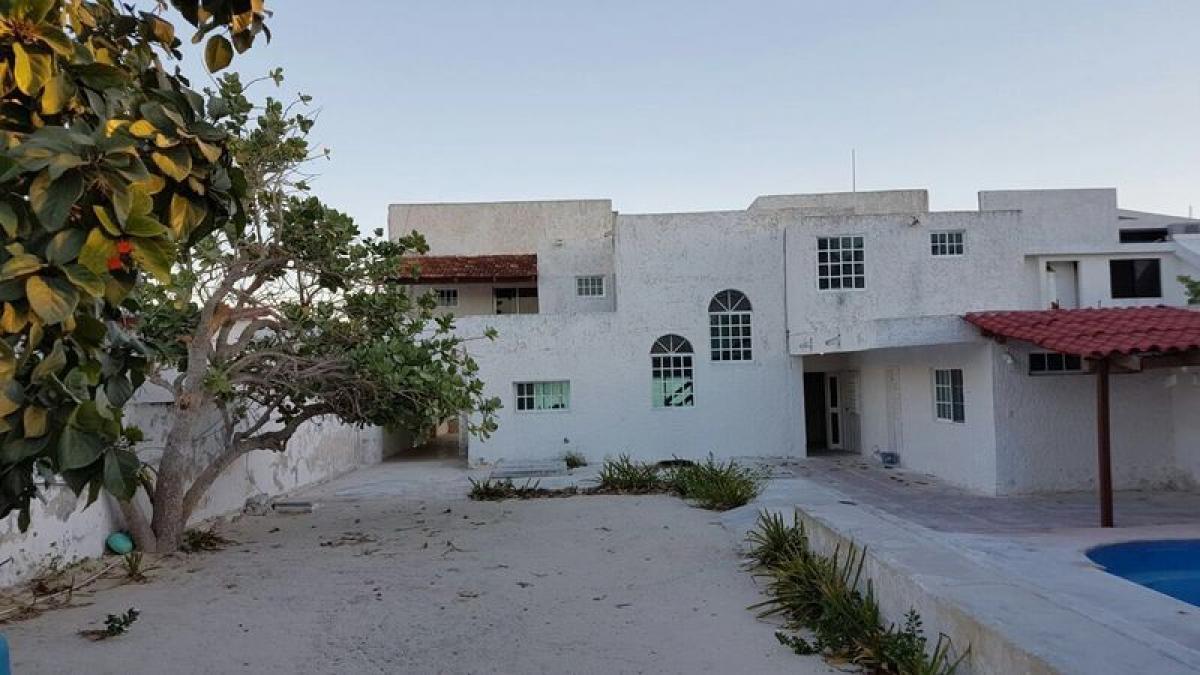 Casa de 7 dormitorios en Yucatán, Mexico No. 167790