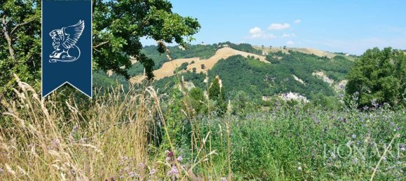 9 Schlafzimmer Haus in Urbino, Italy, Nr. 55000 7