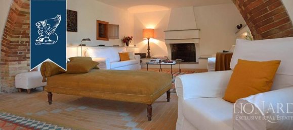 9 Schlafzimmer Haus in Urbino, Italy, Nr. 55000 24