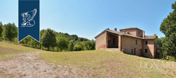 9 Schlafzimmer Haus in Urbino, Italy, Nr. 55000 17