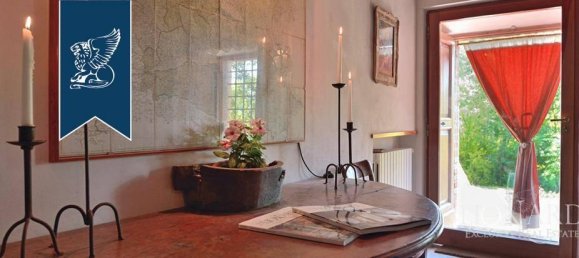 9 Schlafzimmer Haus in Urbino, Italy, Nr. 55000 30