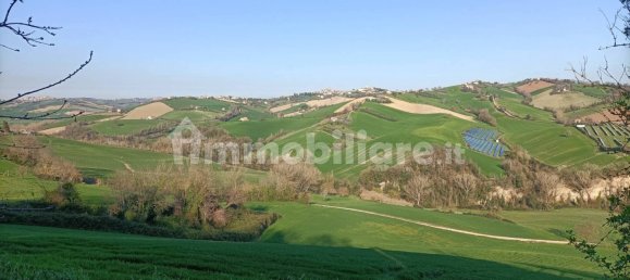 4 bedrooms House in Mogliano, Italy No. 93721 3