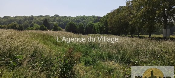 608m² Land in Saint-Crepin-Ibouvillers, France No. 93984 7