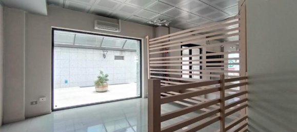 عقار تجاري في Udine, Italy 220متر مربع رقم 292350 3