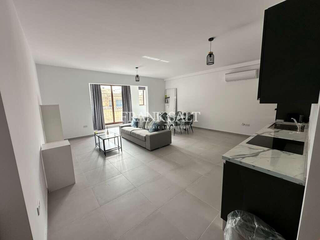 3 bedrooms Maisonette in Sliema, Malta No. 11487