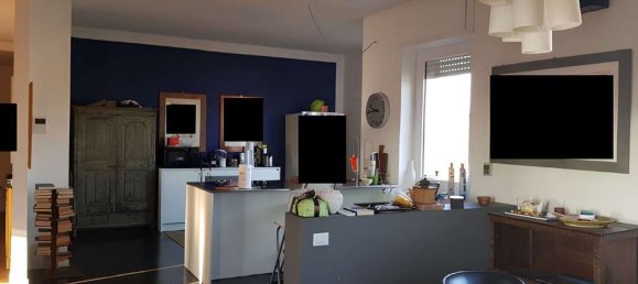 4-Zimmer Penthouse in Busto Arsizio, Italy, Nr. 94182 2