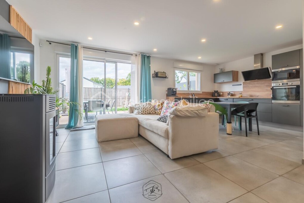 Casa de 3 dormitorios en Kedange-sur-Canner, France No. 328342