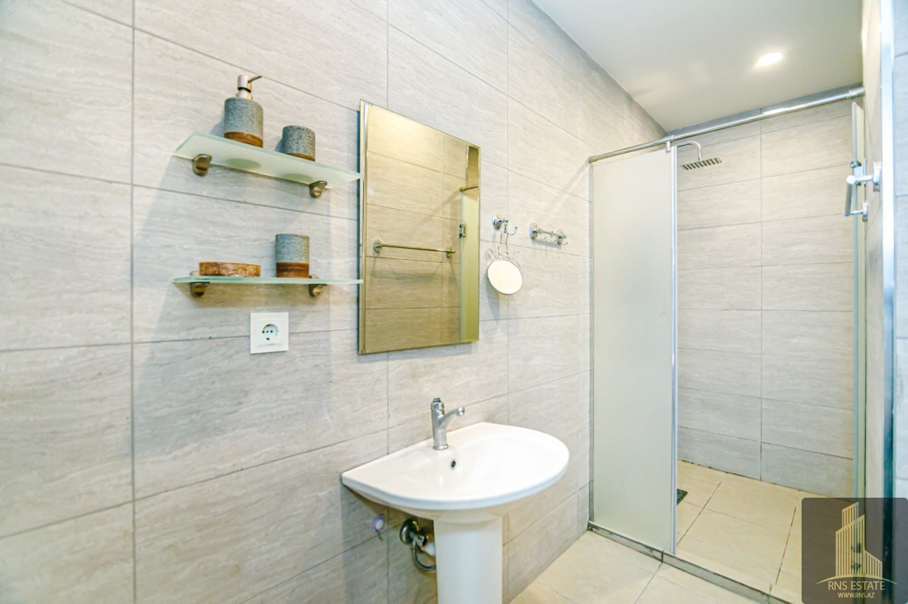 2 Schlafzimmer Wohnung in Sabail, Azerbaijan, Nr. 1520