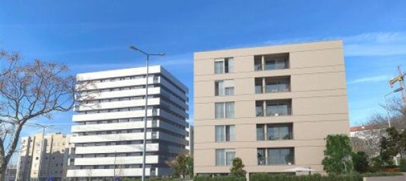 3 bedrooms Apartment in Porto, Portugal No. 150787 9