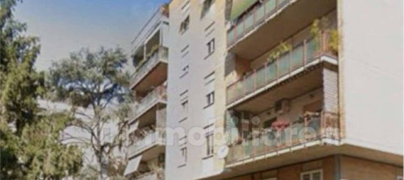 Квартира с 2 спальнями в Рим, Италия № 16604 4