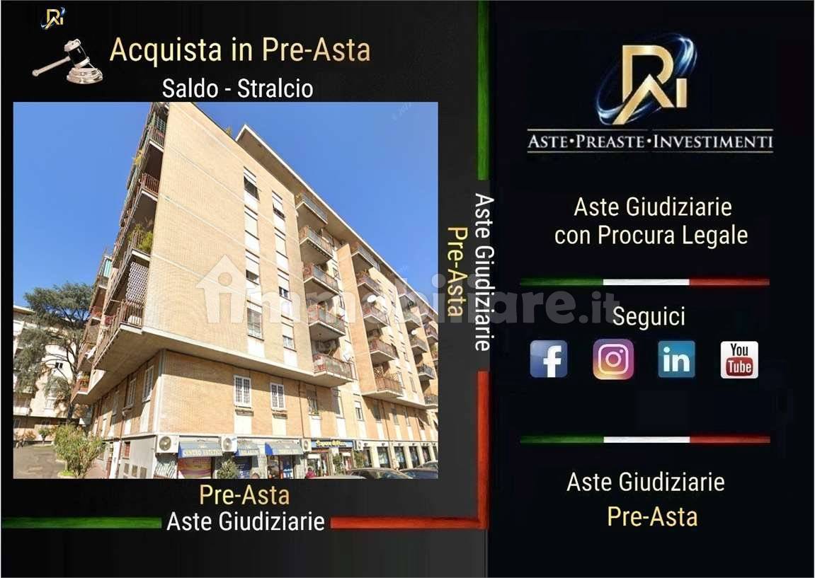 Квартира с 2 спальнями в Рим, Италия № 16604