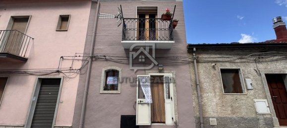 4 bedrooms House in Monteleone di Puglia, Italy No. 362480 2