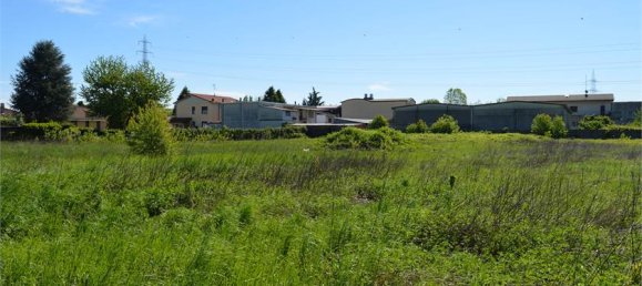 1 room Land in Robecchetto con Induno, Italy No. 175860 3