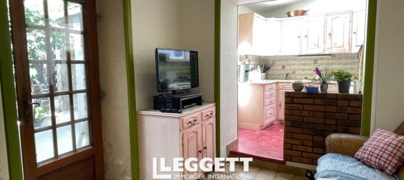 3 bedrooms House in Mayenne, France No. 301884 3