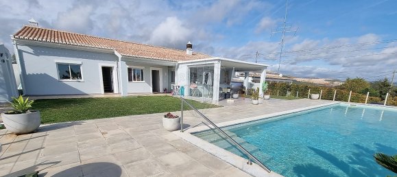 3 Schlafzimmer Villa in Loule, Portugal, Nr. 23286 2