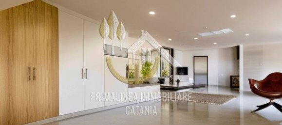 Квартира с 4 спальнями в Катания, Италия № 331912 3