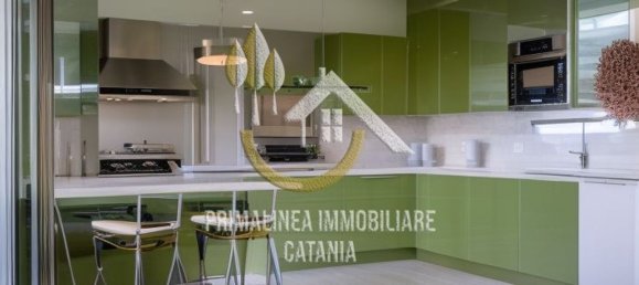 Квартира с 4 спальнями в Катания, Италия № 331912 4