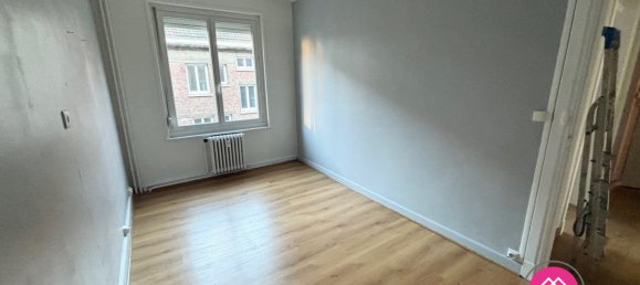 2 bedrooms Apartment in Valenciennes, France No. 153767 13