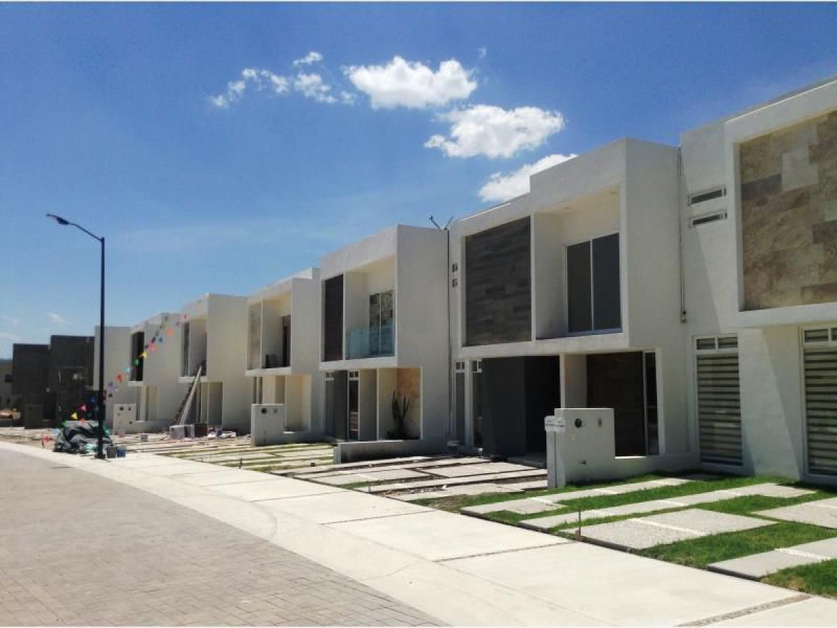 3 bedrooms House in Queretaro, Mexico No. 176780