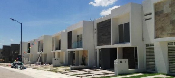 3 bedrooms House in Queretaro, Mexico No. 176780 2