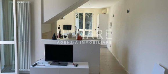 5 bedrooms Villa in Montignoso, Italy No. 48027 28