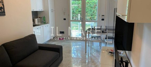 5 bedrooms Villa in Montignoso, Italy No. 48027 35