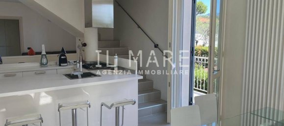 5 bedrooms Villa in Montignoso, Italy No. 48027 21
