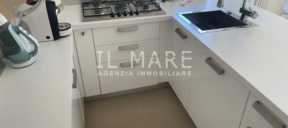 5 bedrooms Villa in Montignoso, Italy No. 48027 25