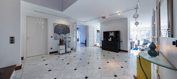 4 bedrooms Villa in Krefeld, Germany No. 110189 4