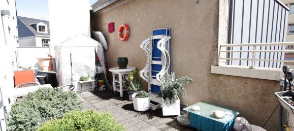 2 bedrooms Duplex in Chartres, France No. 73035 2
