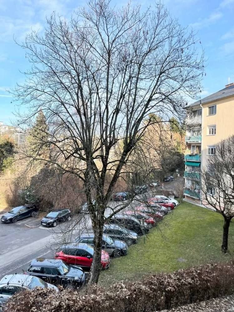 4غرفة شقة في Graz, Austria رقم 12561