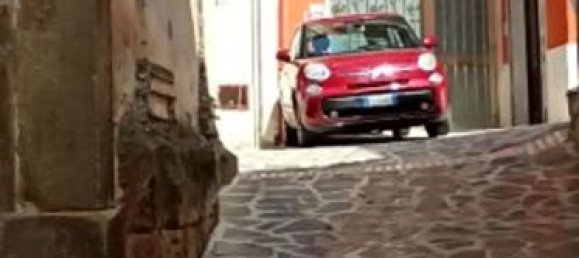 5 rooms Apartment in Altavilla Silentina, Italy No. 182078 2