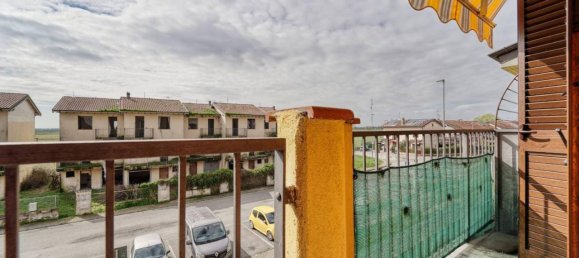 3غرفة شقة في Casaletto Lodigiano, Italy رقم 41265 16