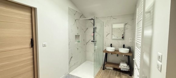 5 Schlafzimmer Haus in Saint-Meard-de-Gurcon, France, Nr. 335484 7