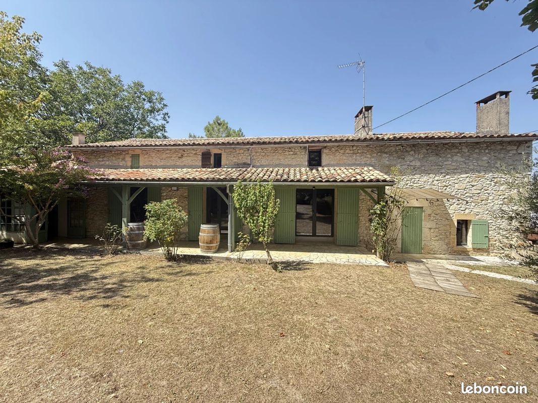 5 Schlafzimmer Haus in Saint-Meard-de-Gurcon, France, Nr. 335484