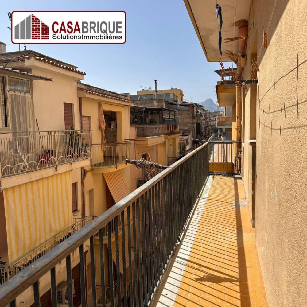 Apartamento T2 em Bagheria, Italy N.º 271036