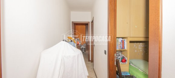 2 Schlafzimmer Wohnung in Soliera, Italy, Nr. 293707 11