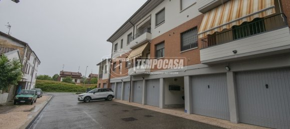 2 Schlafzimmer Wohnung in Soliera, Italy, Nr. 293707 3