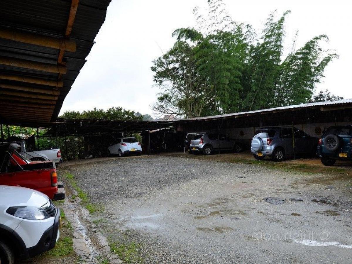 Terrain à Antioquia, Colombia No. 369