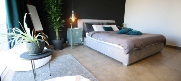 Apartamento T2 em Saint Julian's, Malta N.º 10035 3