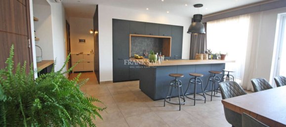 Apartamento T2 em Saint Julian's, Malta N.º 10035 16