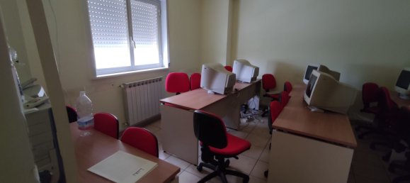 144m² Commercial property in Caltanissetta, Italy No. 255448 2