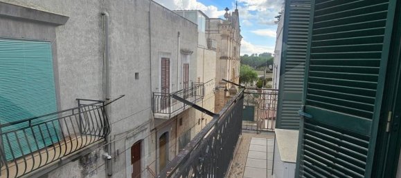 4 rooms House in Ceglie Messapica, Italy No. 29335 6