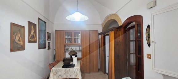 4 rooms House in Ceglie Messapica, Italy No. 29335 8