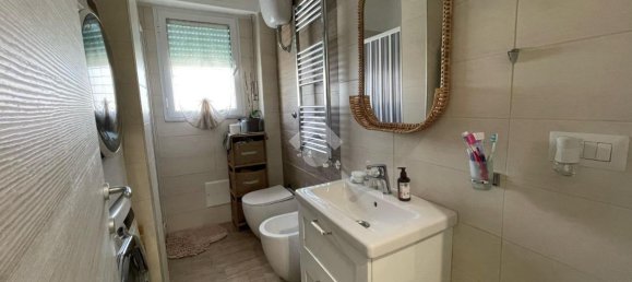 3 rooms Apartment in Marano di Napoli, Italy No. 15067 10