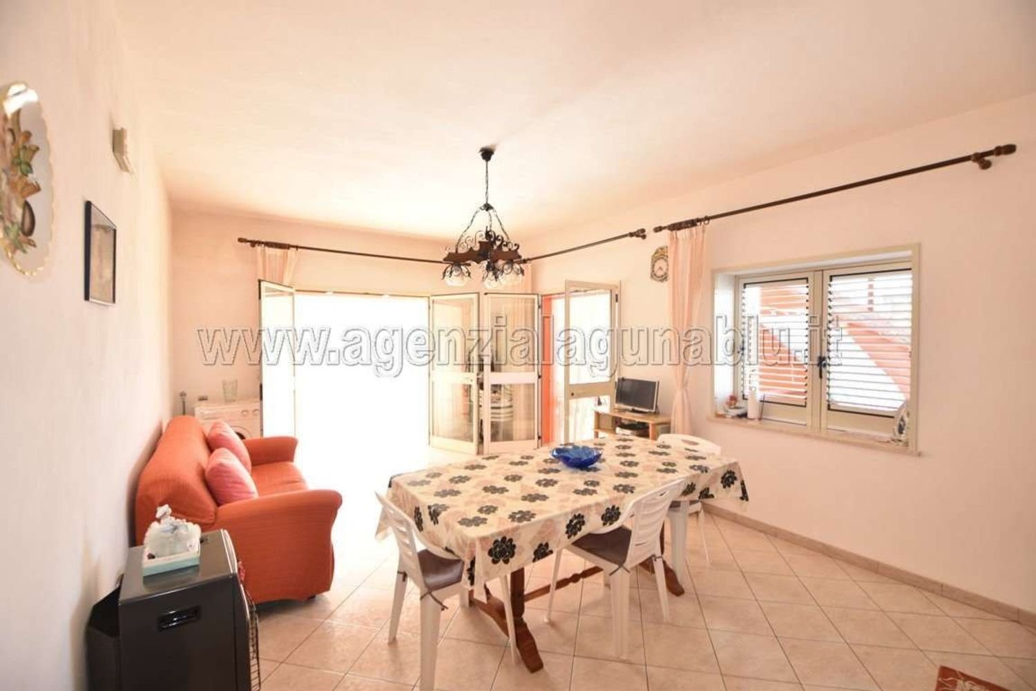 5 rooms House in Marsala, Italy No. 138127